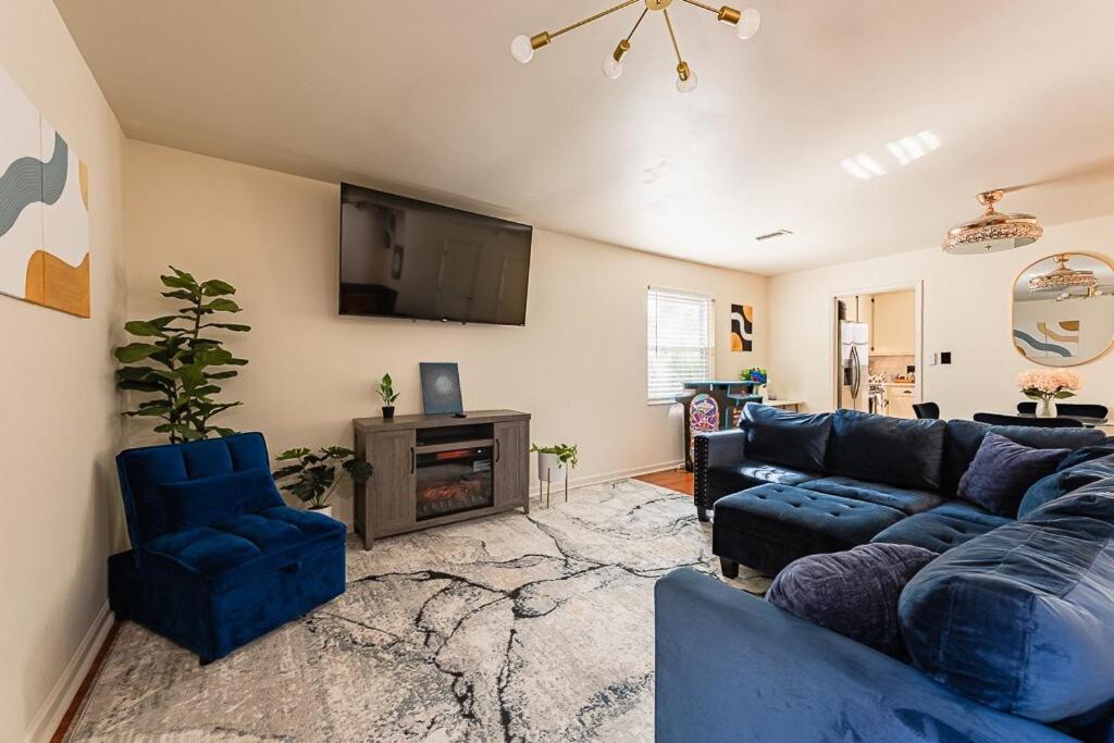 Cozy Townhome Retreat With King Bed Near I-10, Capitol, Fsu & Famu Tallahassee Extérieur photo
